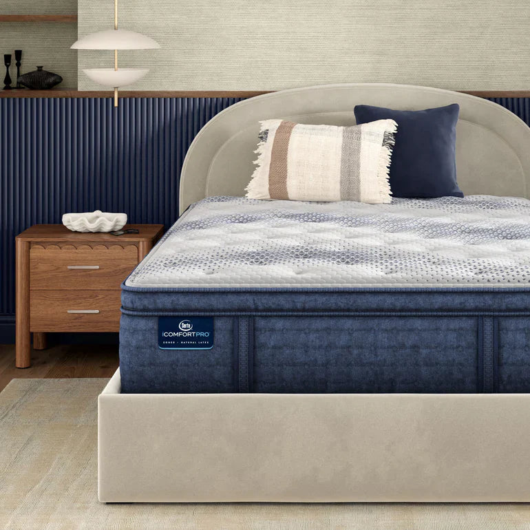 Level 3 / Plush Pillow Top
