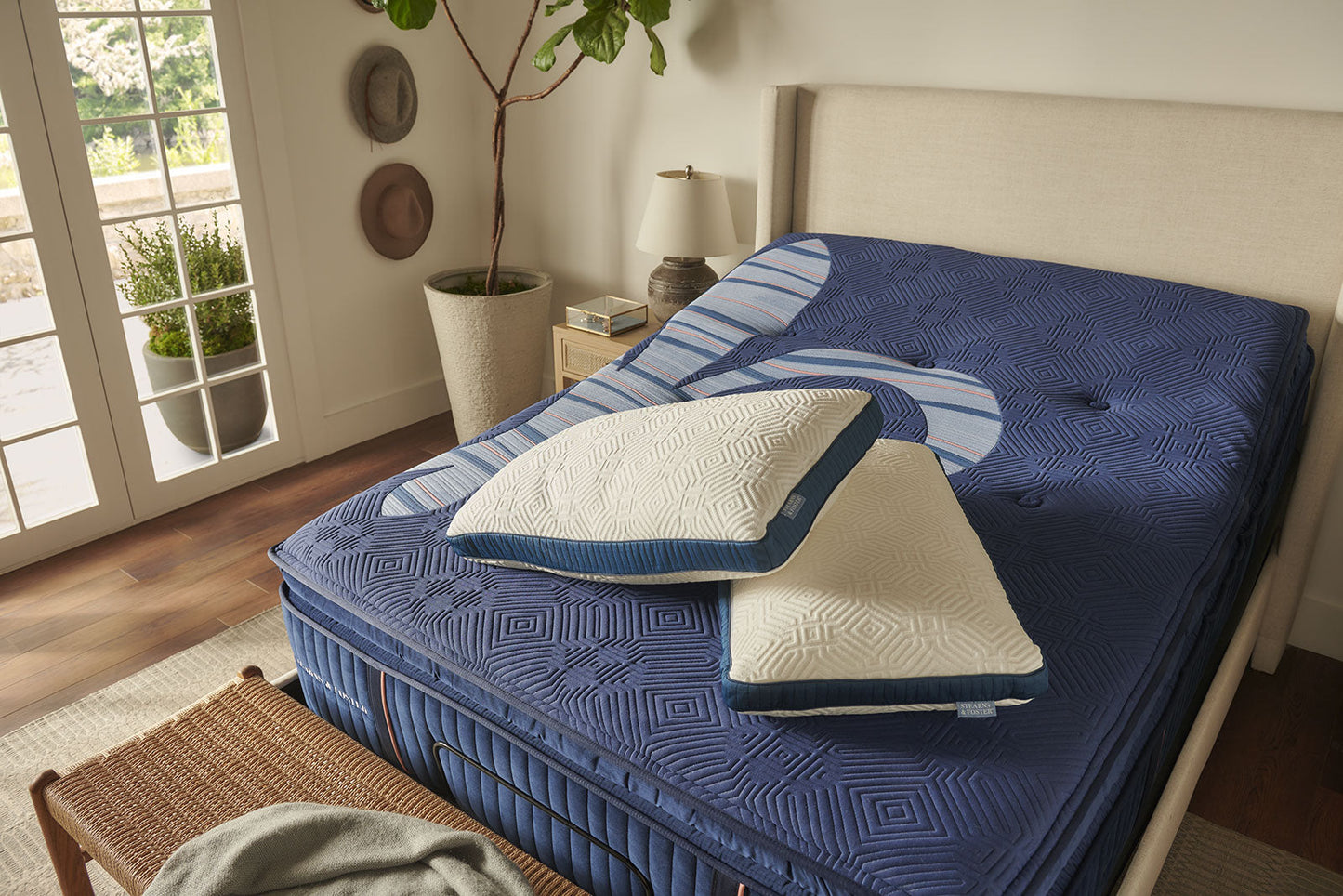 Stearns & Foster Down Blend & Latex Pillow