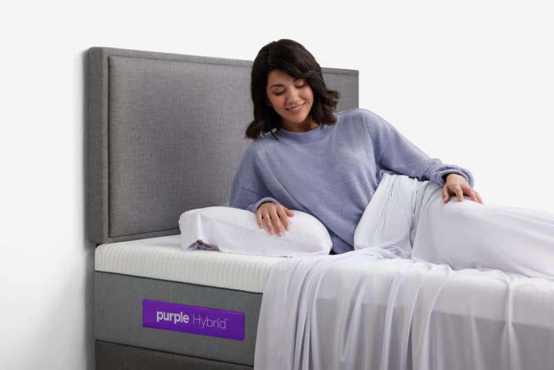 Lady in Purple Mattresses bed